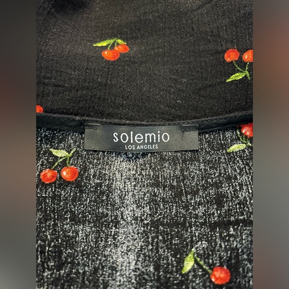 Solemio, Las Angeles. Black, wrap top with cherry print. Sz. S women’s - Picture 8 of 10
